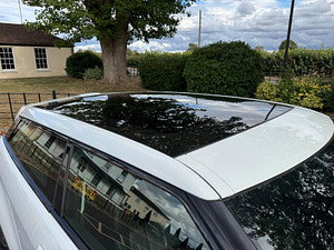 Land Rover Range Rover Evoque thumbnail