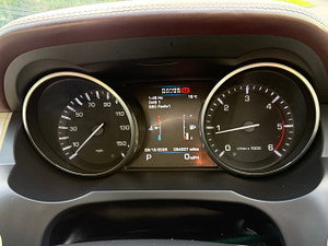Land Rover Range Rover Evoque thumbnail