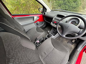 Peugeot 107 thumbnail