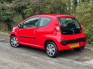 Peugeot 107 thumbnail