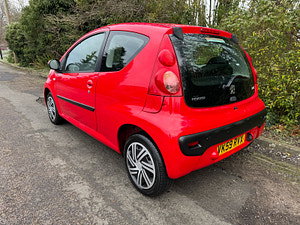 Peugeot 107 thumbnail
