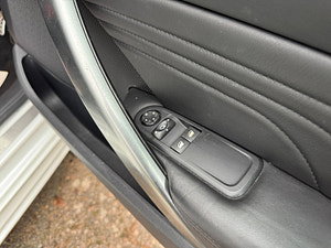 Peugeot RCZ thumbnail