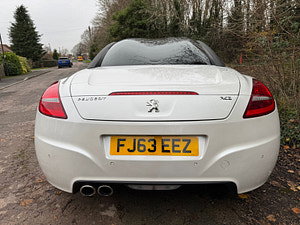 Peugeot RCZ thumbnail