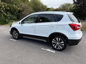 Suzuki SX4 S-Cross thumbnail