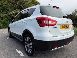 Suzuki SX4 S-Cross thumbnail