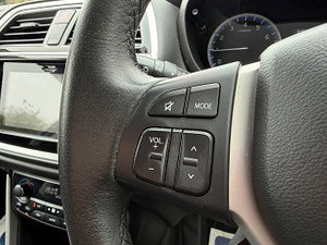 Suzuki SX4 S-Cross thumbnail