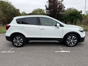 Suzuki SX4 S-Cross thumbnail