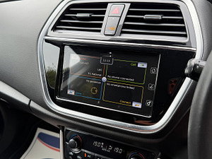 Suzuki SX4 S-Cross thumbnail