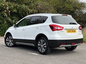 Suzuki SX4 S-Cross thumbnail