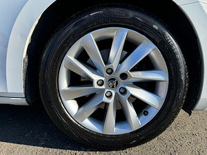 Skoda Superb thumbnail