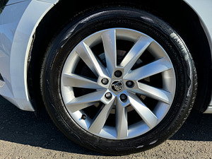 Skoda Superb thumbnail