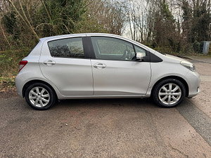 Toyota Yaris thumbnail
