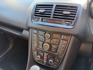 Vauxhall Meriva thumbnail