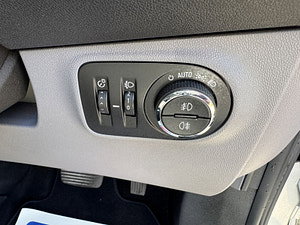Vauxhall Corsa thumbnail