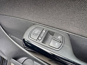 Vauxhall Corsa thumbnail