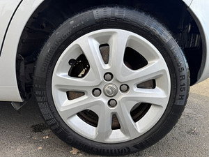 Vauxhall Viva thumbnail