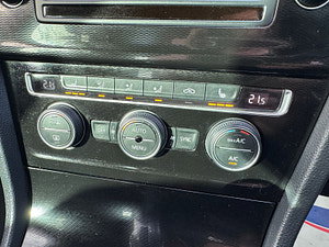 Volkswagen Golf thumbnail