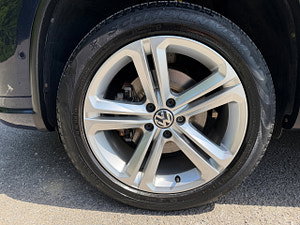 Volkswagen Tiguan thumbnail
