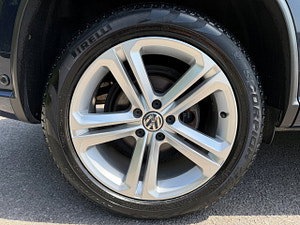Volkswagen Tiguan thumbnail
