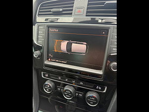 Volkswagen Golf thumbnail