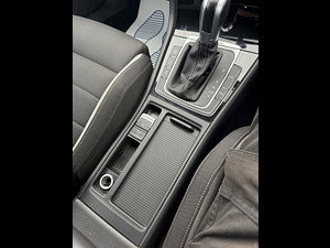 Volkswagen Golf thumbnail