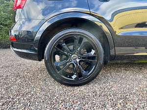 Audi Q3 thumbnail