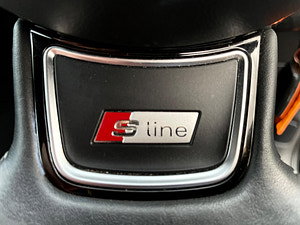 Audi Q3 thumbnail