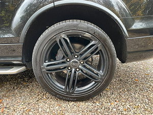 Audi Q7 thumbnail