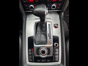 Audi Q7 thumbnail