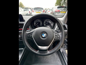 BMW 1 Series thumbnail