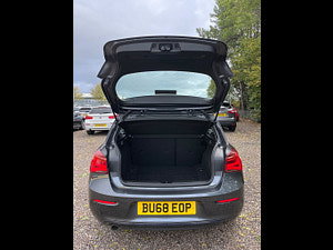 BMW 1 Series thumbnail