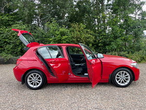 BMW 1 Series thumbnail