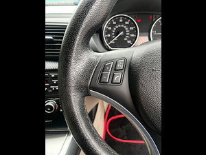 BMW 1 Series thumbnail