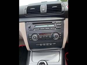 BMW 1 Series thumbnail