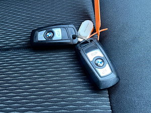 BMW 3 Series thumbnail