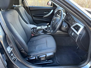 BMW 3 Series thumbnail