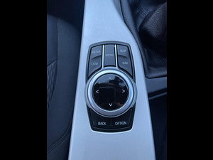 BMW 3 Series thumbnail