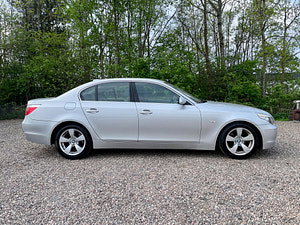 BMW 5 Series thumbnail