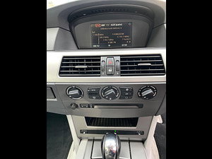 BMW 5 Series thumbnail
