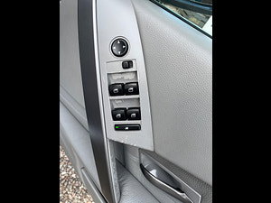 BMW 5 Series thumbnail