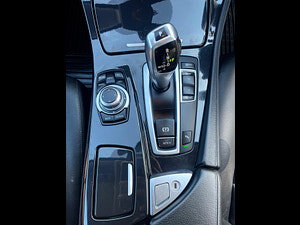 BMW 5 Series thumbnail