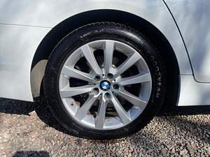 BMW 5 Series thumbnail