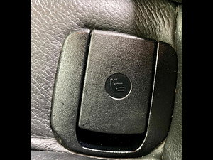 BMW X1 thumbnail