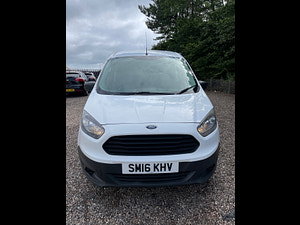 Ford Transit Courier thumbnail