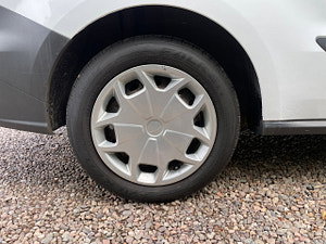 Ford Transit Courier thumbnail