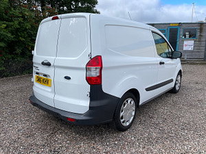 Ford Transit Courier thumbnail