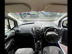 Ford Transit Courier thumbnail