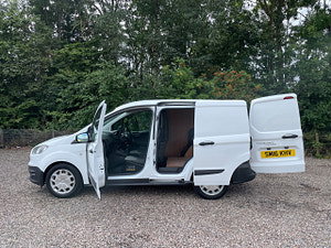 Ford Transit Courier thumbnail