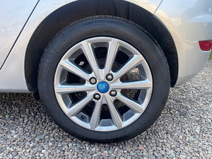 Ford Fiesta thumbnail