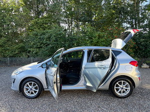 Ford Fiesta thumbnail